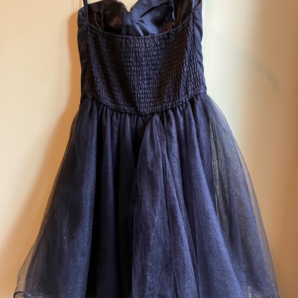 Chi Chi party dress - Picture 11 of 16